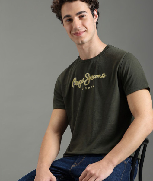 Men Brand Logo Printed Pure Cotton Slim Fit T-shirt