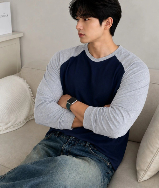 Men Colourblocked T-shirt