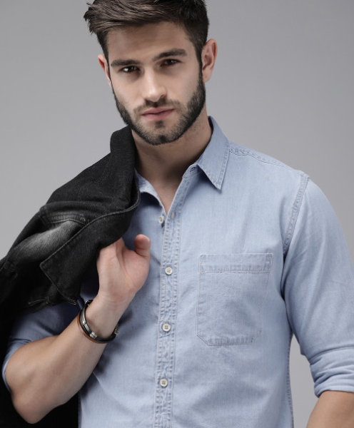 The Lifestyle Co Men Light Blue Solid Regular Fit Chambray Casual Shirt