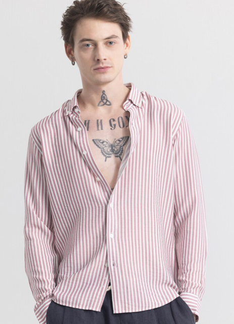 屏幕截图 2026-07-25 180417 Mauve Colour & White Striped Classic Slim Fit Opaque Casual Shirt - Image 1